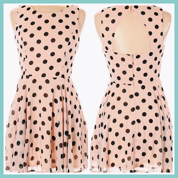 Sans Souci Dresses & Skirts - 🇺🇸 3/$15 Pastel Pink Polka Dot Summer Dress